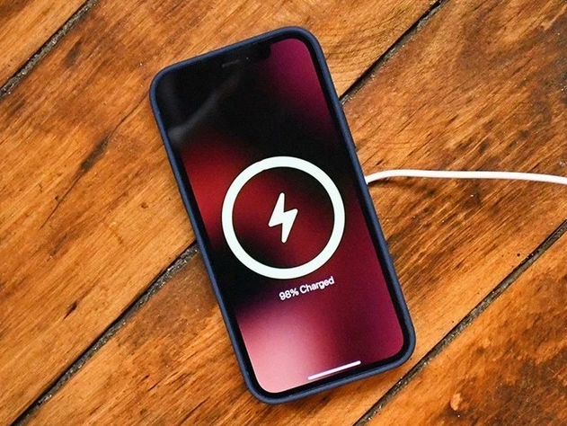 濠江苹果手机维修分享iPhone 12可以随便充电吗 